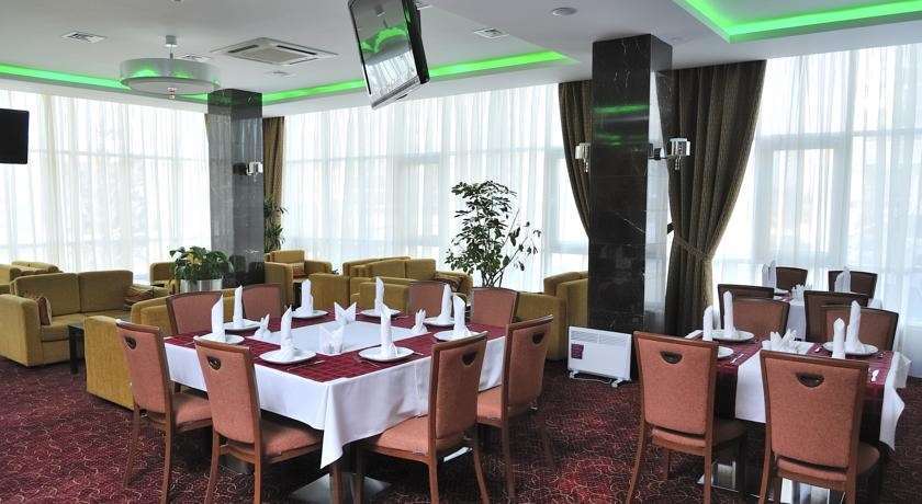 Inn Ozz Astana Restaurant foto